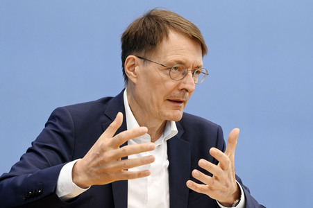 Bundespressekonferenz Krankenhaustransparenzgesetz in Berlin