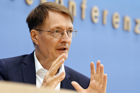 Bundespressekonferenz Krankenhaustransparenzgesetz in Berlin