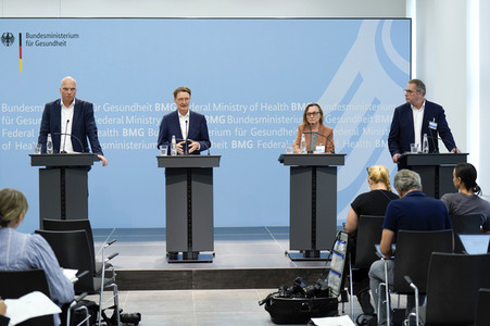 Pressekonferenz zu den Ergebnissen des Runden Tischs Long Covid in Berlin