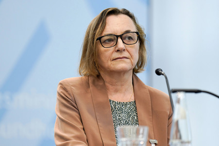 Pressekonferenz zu den Ergebnissen des Runden Tischs Long Covid in Berlin