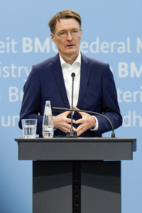 Pressekonferenz zu den Ergebnissen des Runden Tischs Long Covid in Berlin
