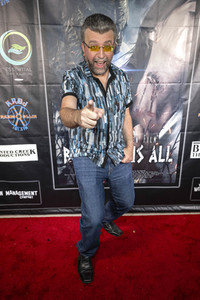 Filmpremiere 'Beneath Us All' in Los Angeles
