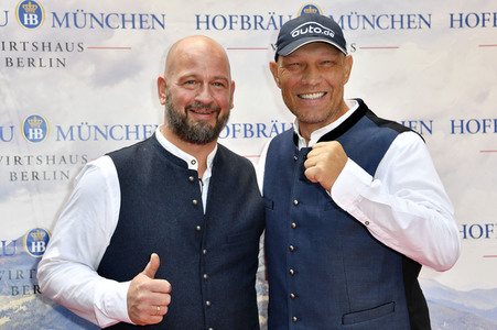 Wiesn Anstich 2023 im Hofbräu Berlin