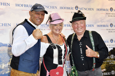 Wiesn Anstich 2023 im Hofbräu Berlin