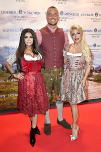 Wiesn Anstich 2023 im Hofbräu Berlin