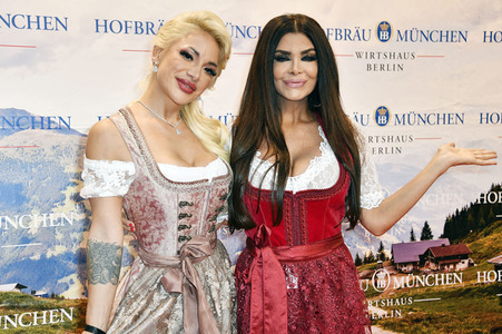 Wiesn Anstich 2023 im Hofbräu Berlin