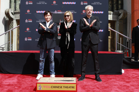 Hand and Footprint Ceremony mit Yoshiki in Los Angeles