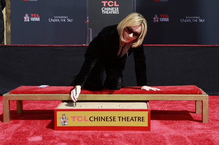 Hand and Footprint Ceremony mit Yoshiki in Los Angeles