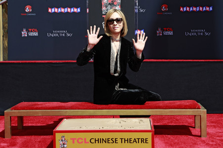 Hand and Footprint Ceremony mit Yoshiki in Los Angeles