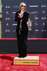 Hand and Footprint Ceremony mit Yoshiki in Los Angeles