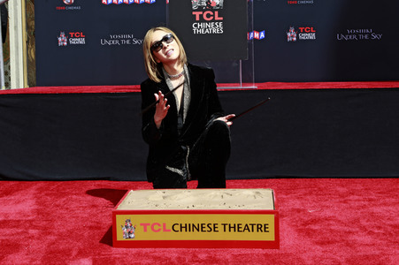 Hand and Footprint Ceremony mit Yoshiki in Los Angeles