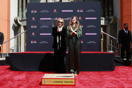 Hand and Footprint Ceremony mit Yoshiki in Los Angeles