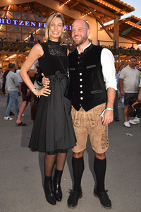 Almauftrieb beim Oktoberfest 2023 in München