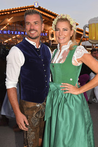 Almauftrieb beim Oktoberfest 2023 in München