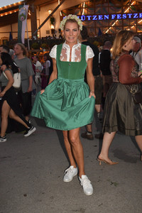 Almauftrieb beim Oktoberfest 2023 in München