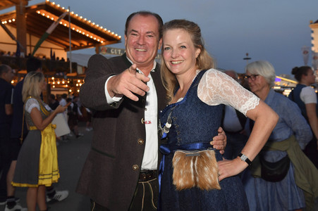 Almauftrieb beim Oktoberfest 2023 in München