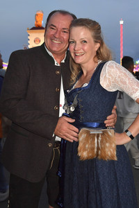 Almauftrieb beim Oktoberfest 2023 in München