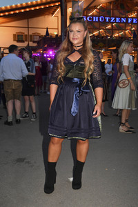 Almauftrieb beim Oktoberfest 2023 in München