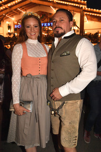 Almauftrieb beim Oktoberfest 2023 in München
