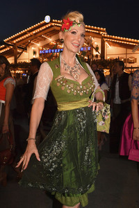 Almauftrieb beim Oktoberfest 2023 in München