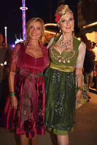 Almauftrieb beim Oktoberfest 2023 in München
