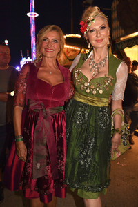 Almauftrieb beim Oktoberfest 2023 in München
