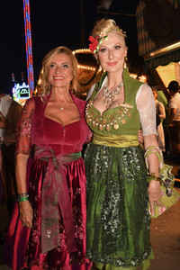 Almauftrieb beim Oktoberfest 2023 in München
