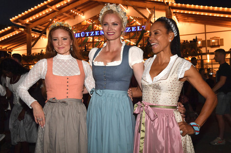 Almauftrieb beim Oktoberfest 2023 in München