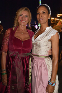 Almauftrieb beim Oktoberfest 2023 in München