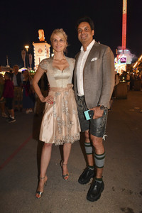 Almauftrieb beim Oktoberfest 2023 in München