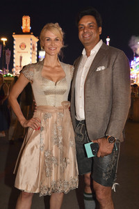 Almauftrieb beim Oktoberfest 2023 in München