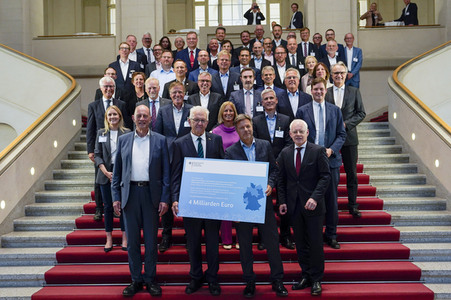 Konferenz 'Mikroelektronik: Schlüssel zur Transformation' in Berlin