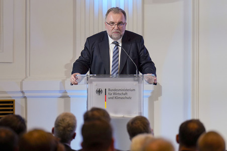 Konferenz 'Mikroelektronik: Schlüssel zur Transformation' in Berlin