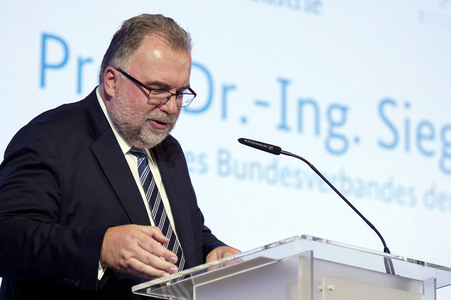 Konferenz 'Mikroelektronik: Schlüssel zur Transformation' in Berlin