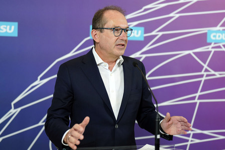Pressestatement der CDU/CSU-Bundestagsfraktion in Berlin