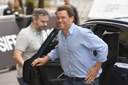 Ankunft von Dominic West auf dem San Sebastian International Film Festival 2023