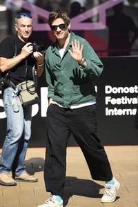 Ankunft von James Norton auf dem San Sebastian International Film Festival 2023