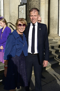 Empfang anlässlich der Trauung von Maria Teresita Prinzessin von Sachsen und Graf Beryl Alexandre de Saporta in Dresden