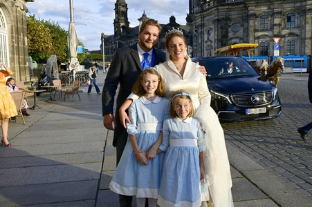 Empfang anlässlich der Trauung von Maria Teresita Prinzessin von Sachsen und Graf Beryl Alexandre de Saporta in Dresden