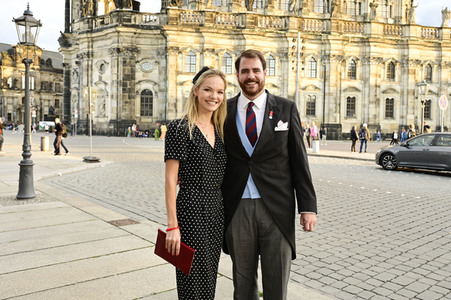Empfang anlässlich der Trauung von Maria Teresita Prinzessin von Sachsen und Graf Beryl Alexandre de Saporta in Dresden