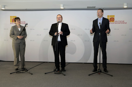Auftakt-Pressekonferenz zur Herbst-Vollversammlung der Deutschen Bischofskonferenz in Naurod