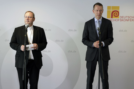 Auftakt-Pressekonferenz zur Herbst-Vollversammlung der Deutschen Bischofskonferenz in Naurod
