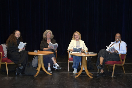Buchpremiere 'Gegen Frauenhass' in Berlin