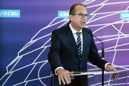 Pressestatement der CDU/CSU-Bundestagsfraktion in Berlin