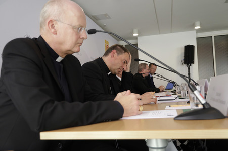 Pressegespräch der Deutschen Bischofskonferenz zur Vorbereitung der Weltsynode in Naurod