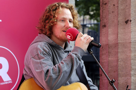 Mittagspausenkonzert von Michael Schulte bei Radio Hamburg