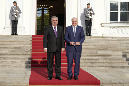 Empfang der Präsidenten von Kasachstan, Kirgisistan, Tadschikistan, Turkmenistan und Usbekistan in Berlin