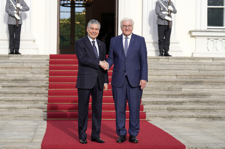 Empfang der Präsidenten von Kasachstan, Kirgisistan, Tadschikistan, Turkmenistan und Usbekistan in Berlin
