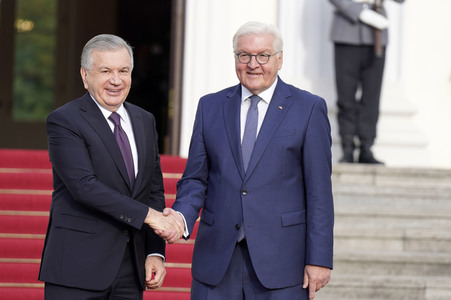 Empfang der Präsidenten von Kasachstan, Kirgisistan, Tadschikistan, Turkmenistan und Usbekistan in Berlin