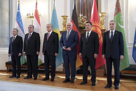 Empfang der Präsidenten von Kasachstan, Kirgisistan, Tadschikistan, Turkmenistan und Usbekistan in Berlin